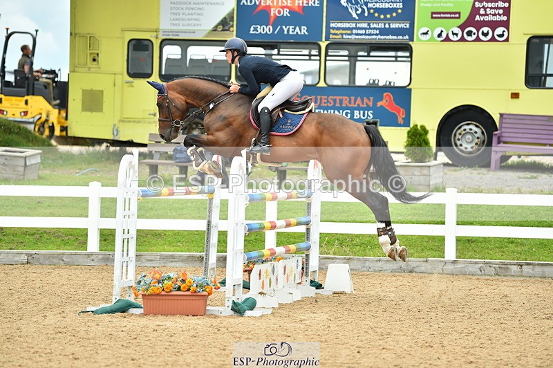 230720A-140502-03300 - Cls 21, 1 Star Gold 1.30m