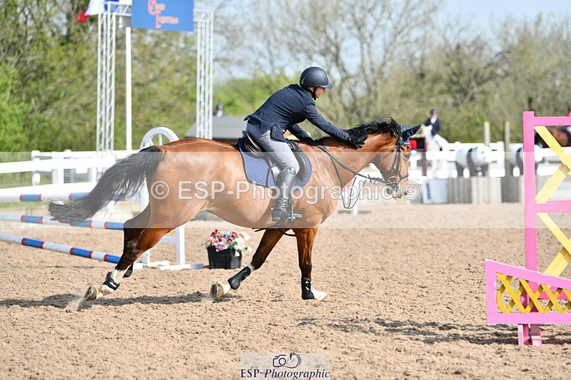 240511A-092731-11272 - Cls 28 95cm National Am Quali