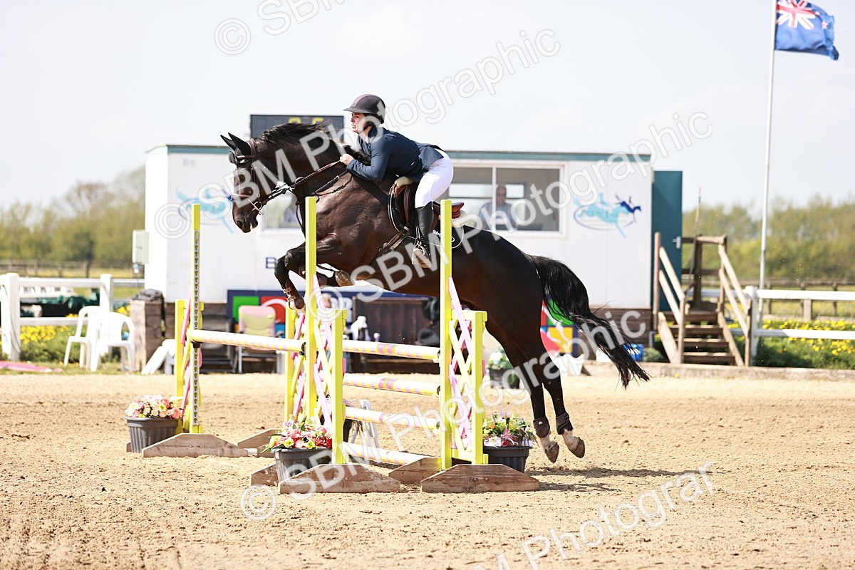  - Class 23 - Senior 1.05m