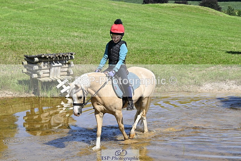 240728B-105741-00748 - Theo's Group XC