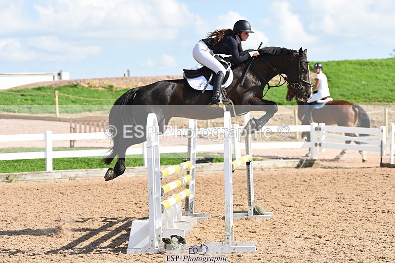 230915A-150918-00763 - Cls 12 1.05m Amateur Qualifier