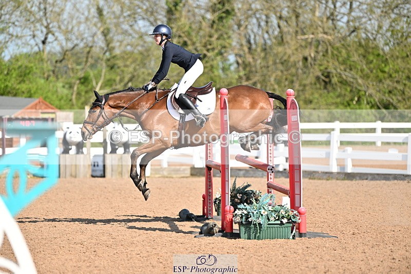 240509A-093129-00152 - Cls 1 British Novice and 90cm Open