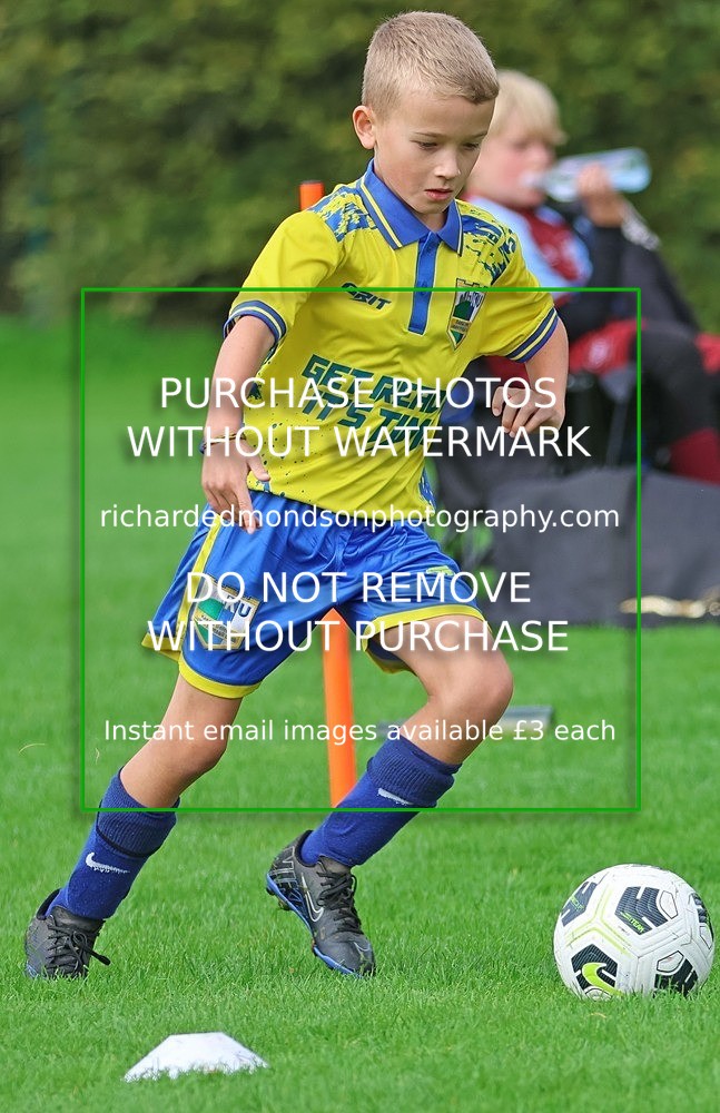 533A5229 - Kendal United U10 vs Middleton & Overton Sports U11 (13/9/26)