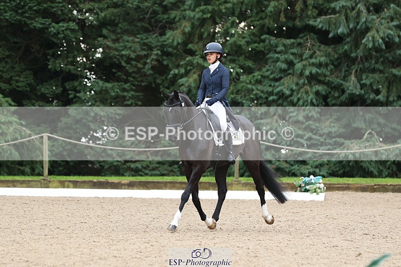 241024-113947-01891 - 052-Lydia.Heywood-JUST.THE.BISCUIT