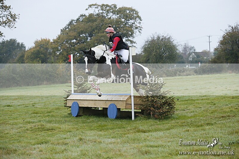 WWHT 181020 WWHT 181020 020 - WWEC Novice Restricted (0.80m) 18/10/20