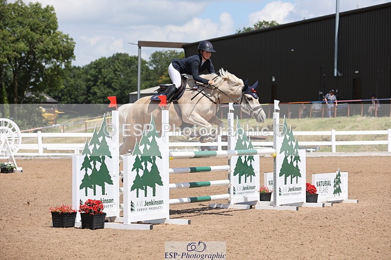 240718A-125856-05335 - Cls 9, 1 Star Bronze Tour 1.10m