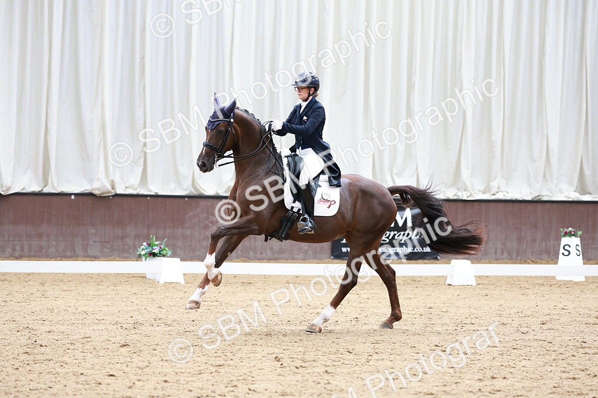SBM_018112 - Class 15 - FEI Junior