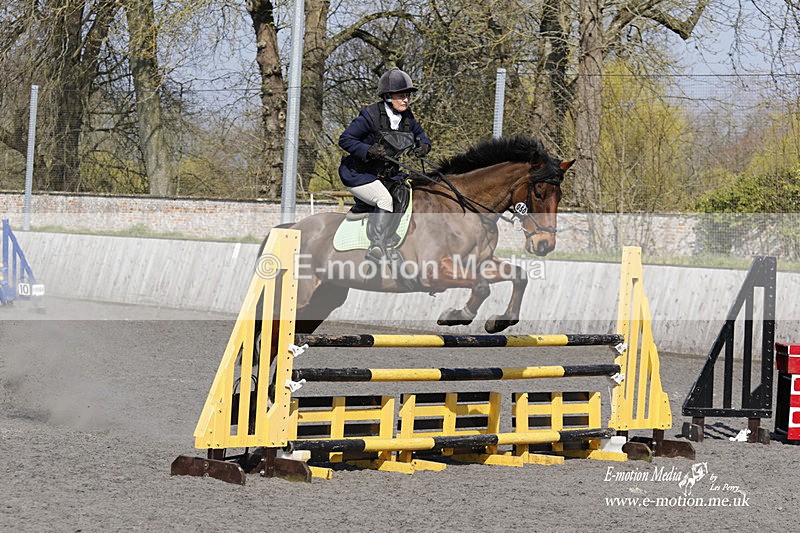 _EST2215 - Bourne Valley Riding Club Winter Showjumping 27/03/22