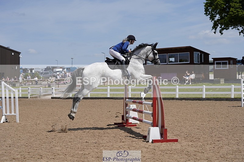 230528A-131024-07266 - Cls 33 95cm Amateur Quali