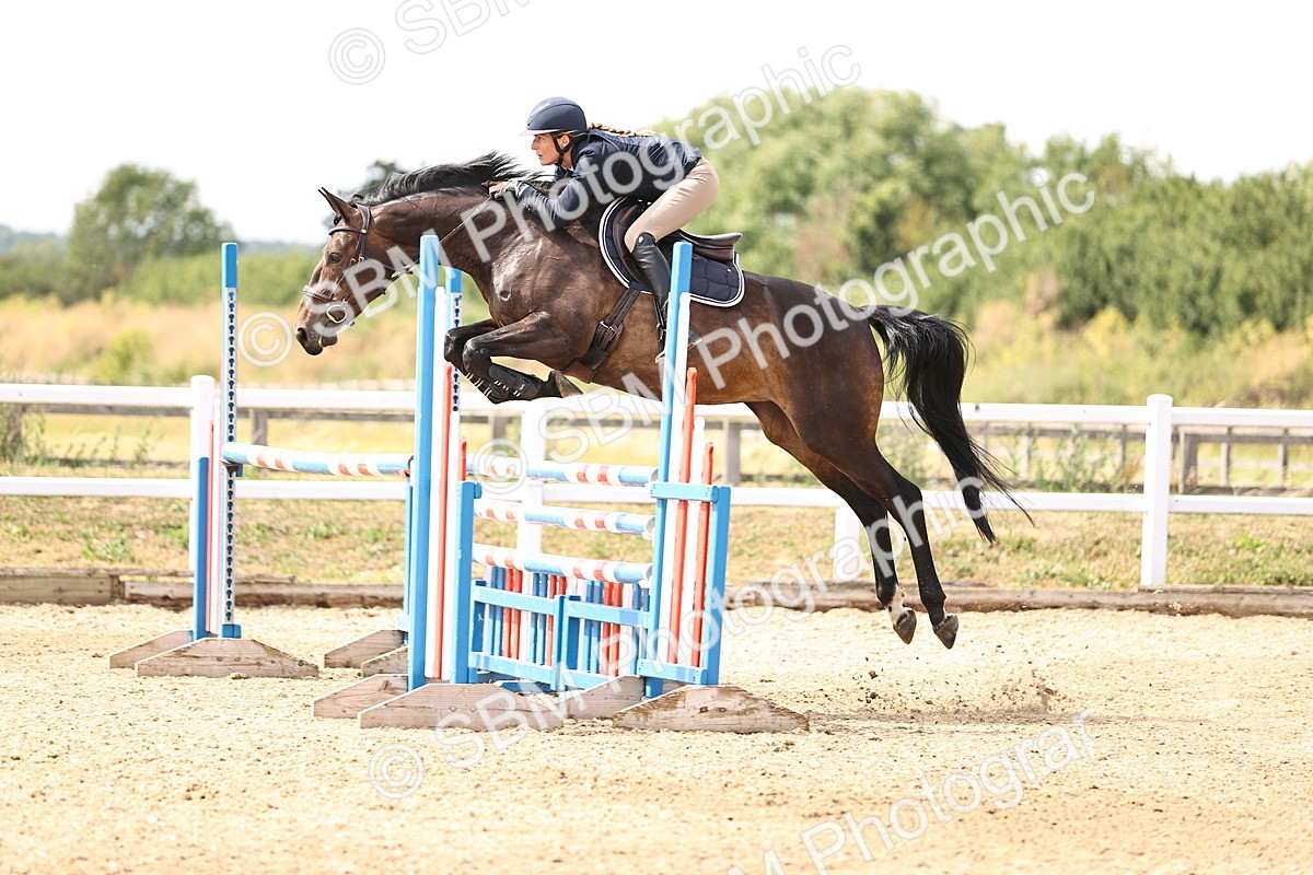 SBM_001225 - Class 6 - Senior Newcomers - 1.10m