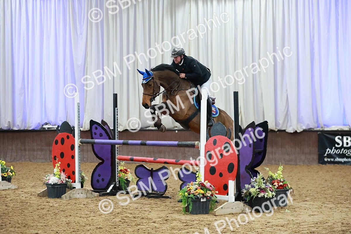 SBM_004621 - Class 17 - Senior Newcomers - 1.10m