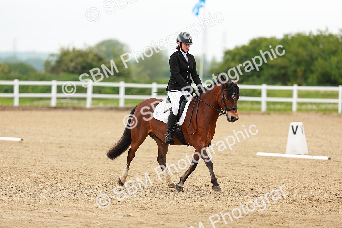 SBM_004758 - Class 15 - Novice 5