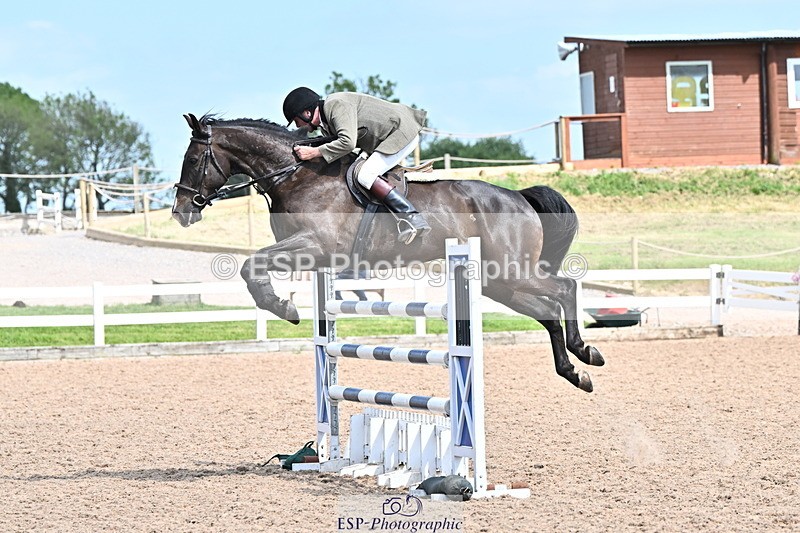 240605A-155348-00989 - Cls 5 Foxhunter and 1.20m Open