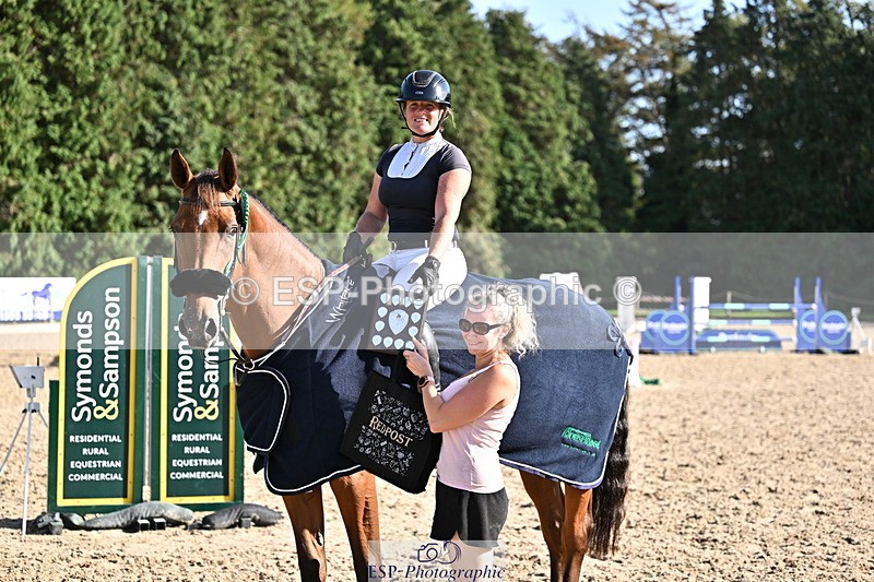 260906A-163127-04711 - Cls 24 Snr Foxhunter