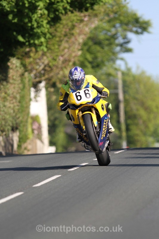 IMG_4442 - Thursday Practice  TT 2013