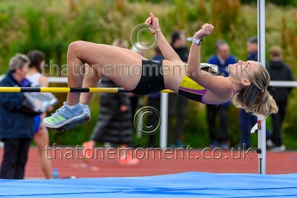 ComMast25-929464 - Field Female Set One