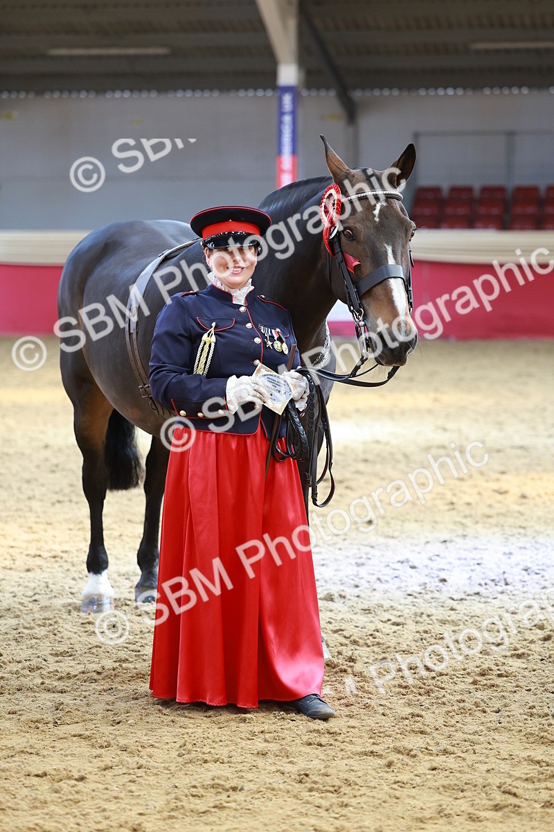 SBM_13683 - Class 104 - IH  Costume
