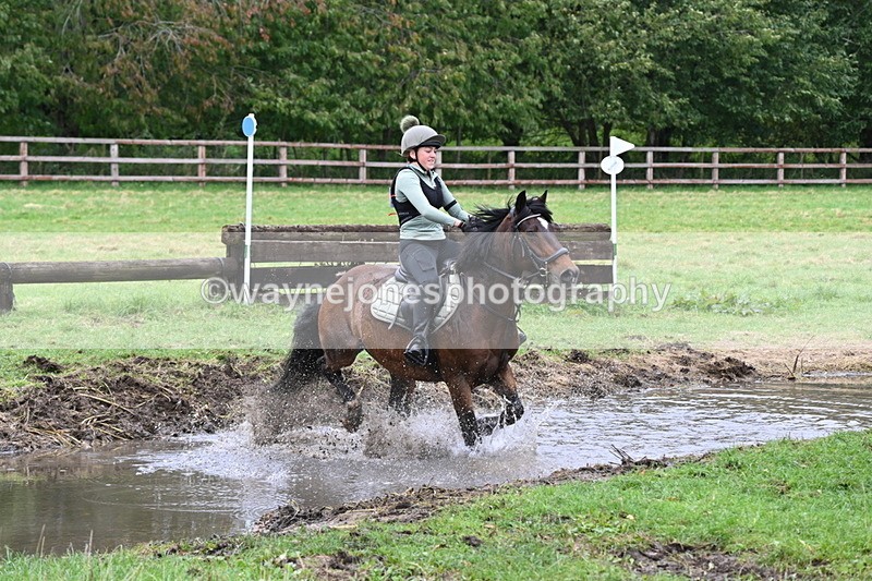 WJ6_5930 - Time at Photographer 12:31 to 12:40