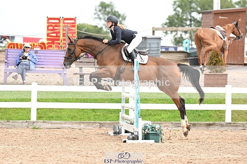 250727-144851-10958 - Cls 35 1.05m Amateur Quali