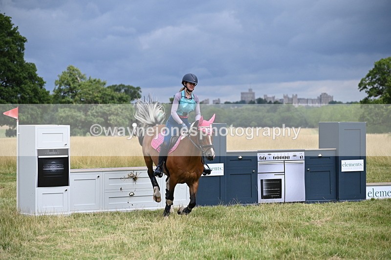 WJ6_2721 - Time at Jump 11:06 to 11:40