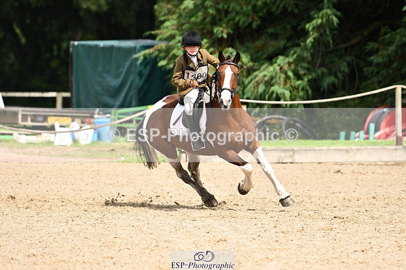 240824X-124439-25604 - 70cm Jump Off