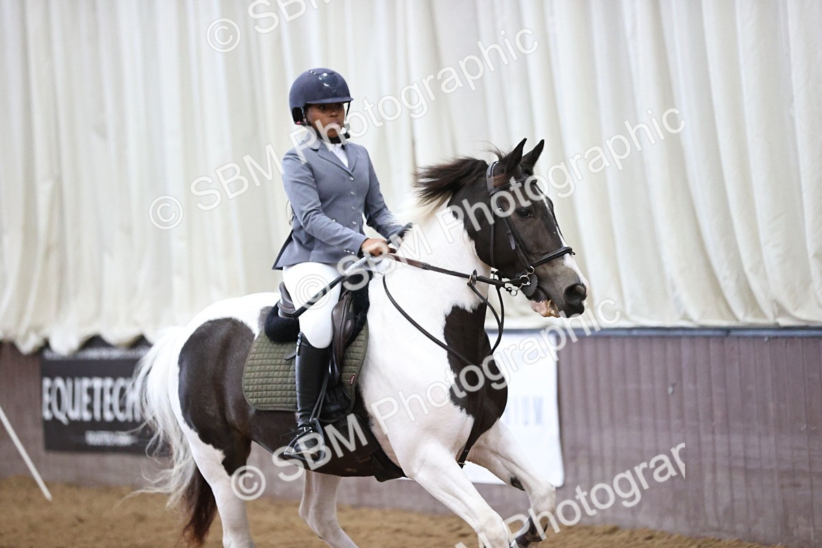 SBM_002951 - Class 13 - Blue Chip Pony Newcomers 1.00m Open