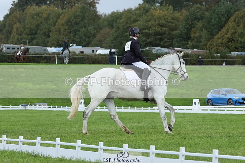 251023A-115815-03452 - D-318-Caroline.Allan