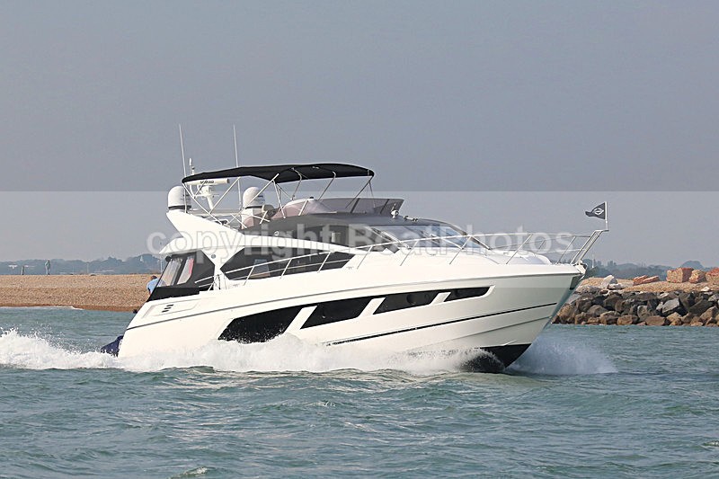 151003 OPTIONS - SUNSEEKER WT7A4987 - Flybridge Cruisers