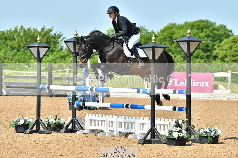 230609A-103724-00131 - Cls 1 Snr 1.05m & 1.10m Open