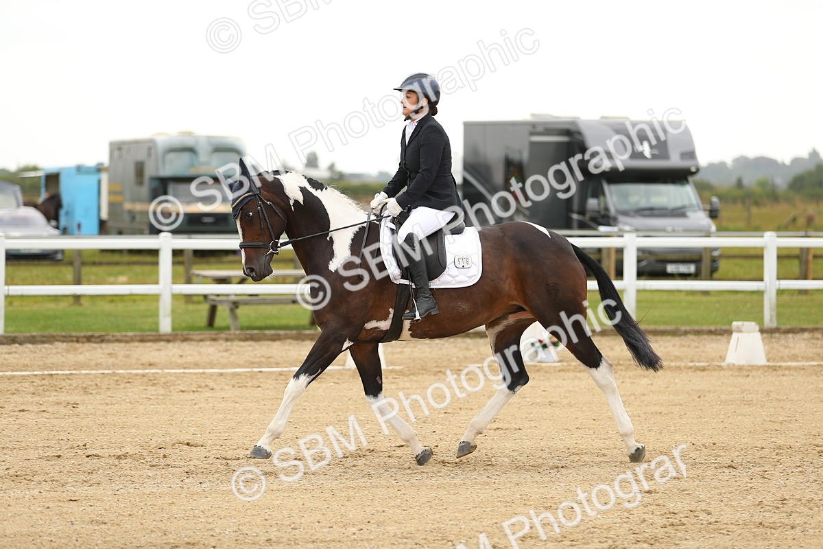 SBM_017682 - Class 13 - Novice 23 - 14.27-15.16