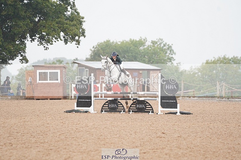 240901A-144742-10132 - 570-Olivia.Tucker-LUKE.AT.THE.SKY