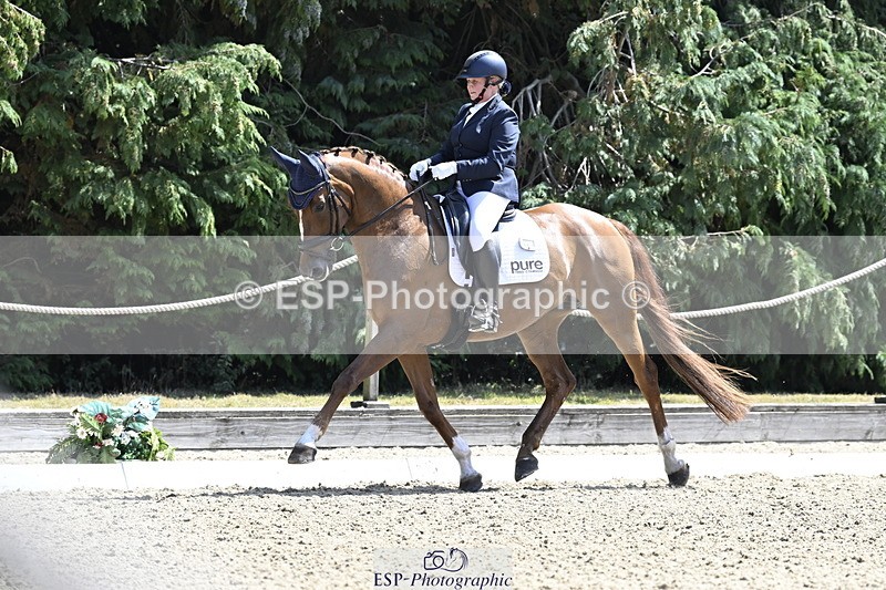 250810A-133334-06695 - 021-Caroline.HuntFancy.That.II