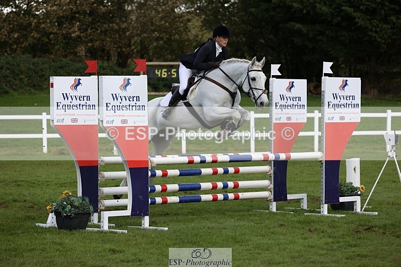 231022-141353-28125 - 459-CEIDE.HUMPHRY-Helen.Hickson-TrotUp+SJ