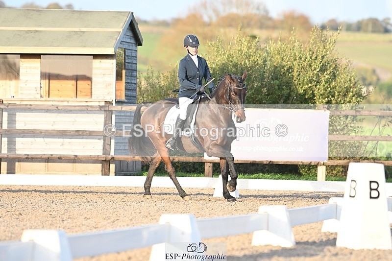 231105-153332-03058 - Cls 4 Novice 24 15.24 to 16.35 break