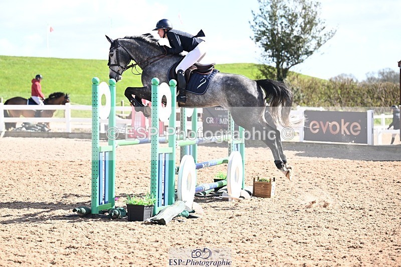 260328-135518-03957 - Cls 24 1.05m Amateur Quali