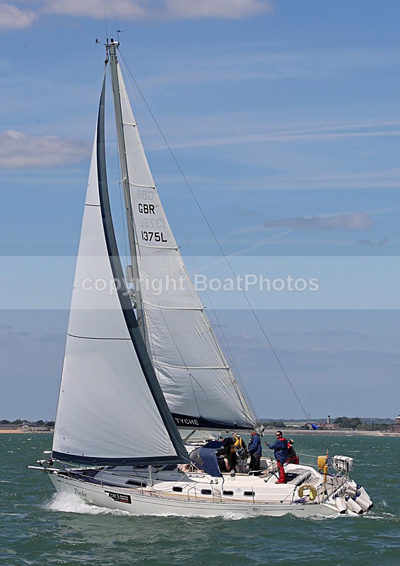 130601 TYCHE GBR1375L WT7A0935 - ROUND THE ISLAND RACE - 1st June 2013
