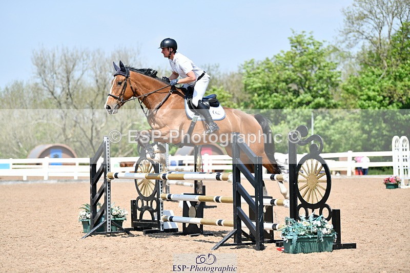 240512A-130226-18561 - Cls 41 Discovery and 1m Open