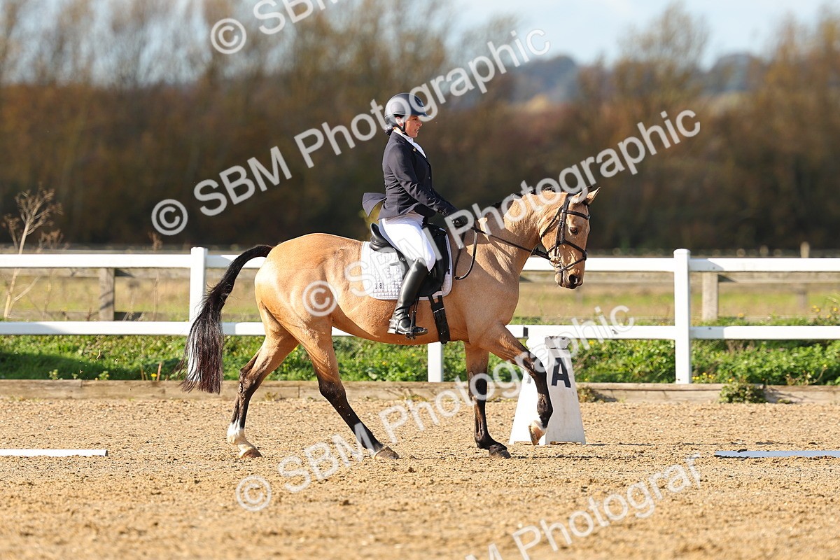 SBM_001076 - Novice 5