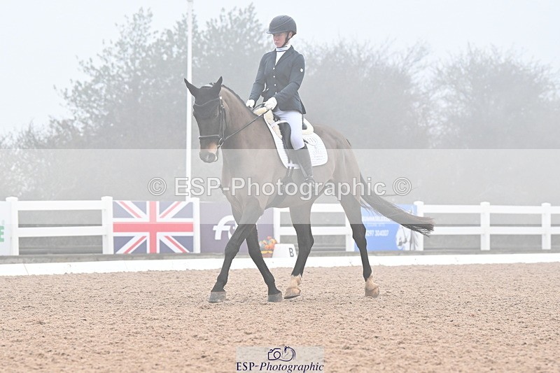 240217A-124626-02295 - 119-Shona.Mclauchlan-Diamond.Darco