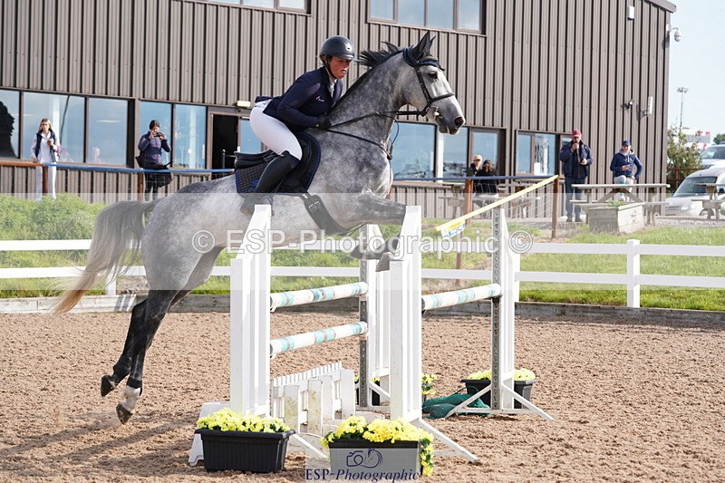 240915A-100042-08950 - Cls 32 Snr Discovery and 1m Open