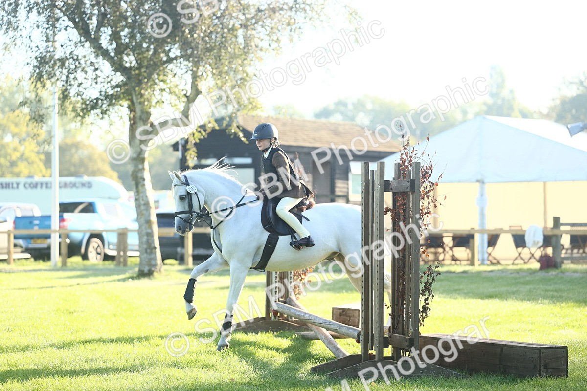 SBM_37354 - S29 - Novice & Newcomers Working Hunter Pony