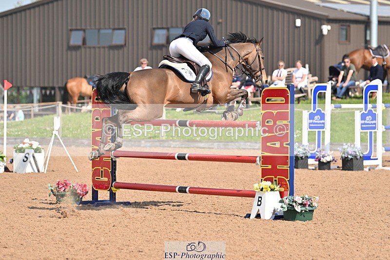 240512A-100412-17125 - Cls 48 National 1.30m Open