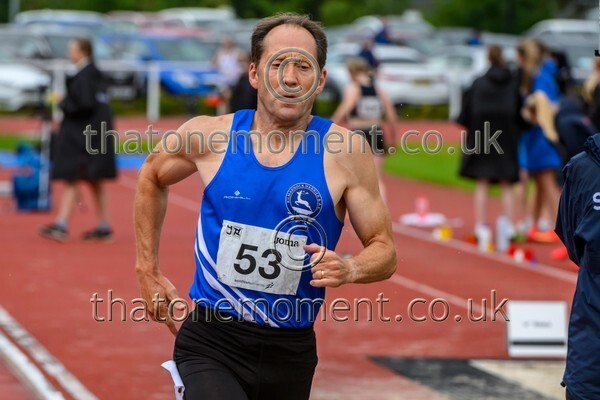 ComMast25-921235 - Track Male Set Two