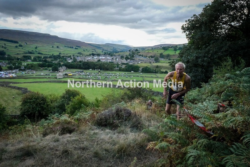 DSCF5176 - Reeth Fell race seniors