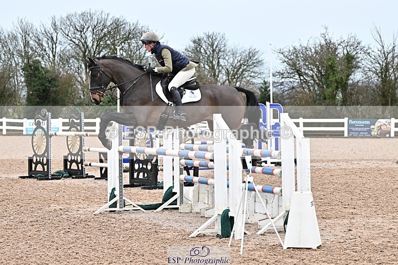 250129-121023-00306 - Cls 04 Snr Newc & 11.0m Open