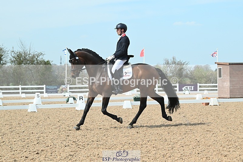 250403-121255-02264 - 048-Angus.Corrie-Deane-Maigret.VD.Watermolen