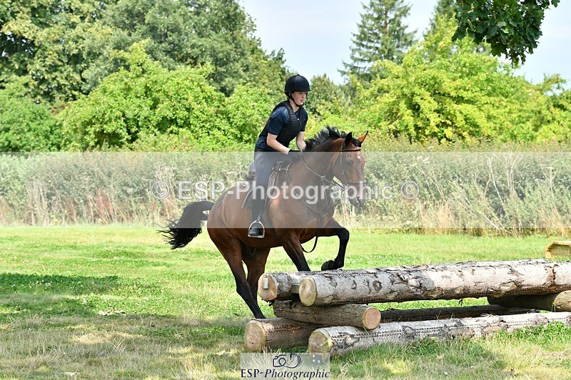 230817-140527-01149 - Theo's 1st Group - XC