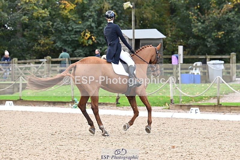 251023A-101122-01454 - B-127-Jessica.McCaldin