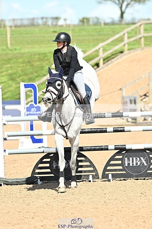 250416-150222-01576 - Cls 6 Foxhunter and 1.20m