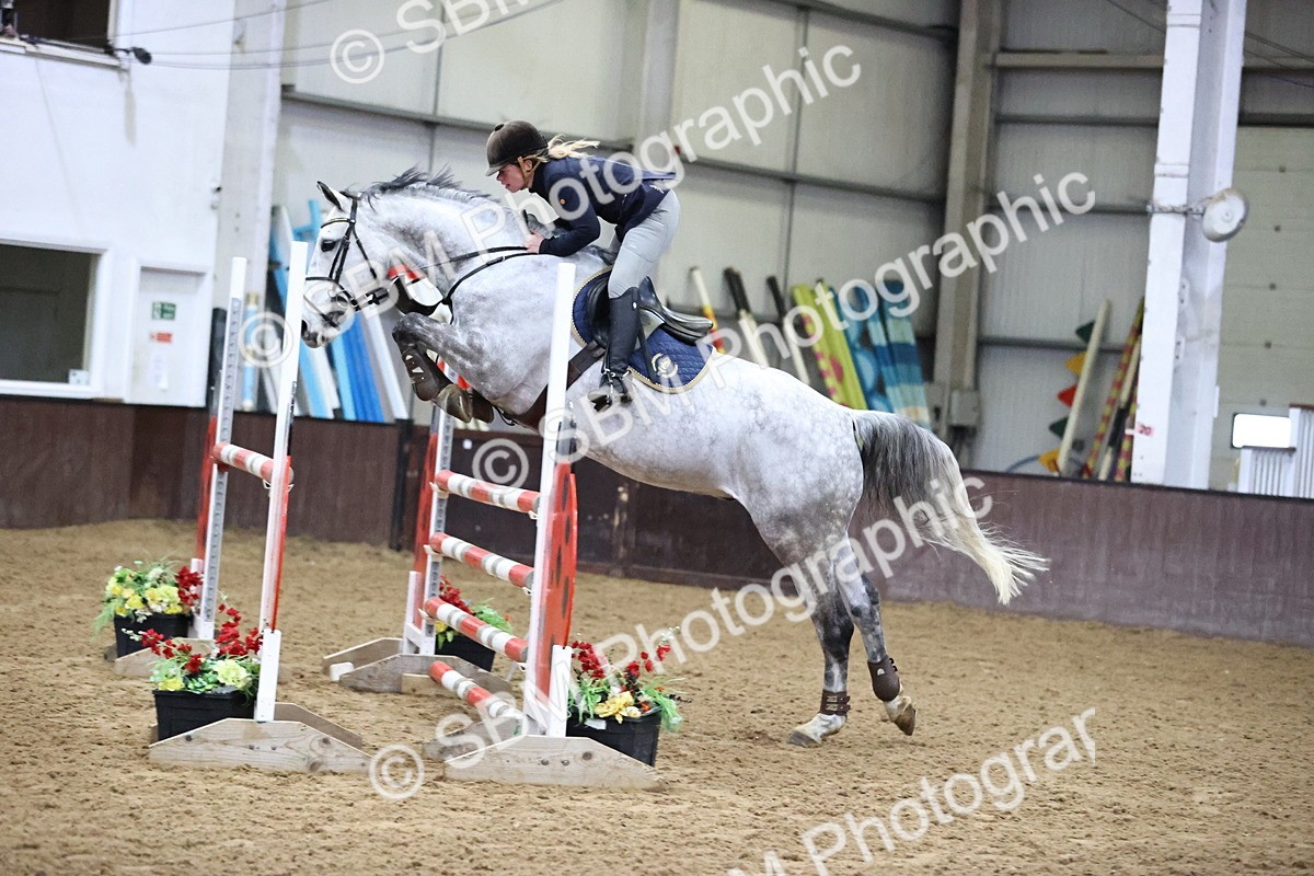 SBM_005332 - Class 17 - Senior Newcomers 1.10m